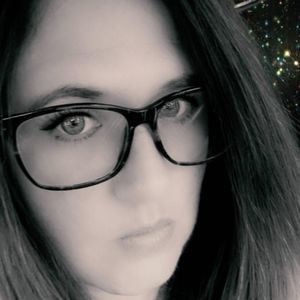 Meet your Posher, Janel